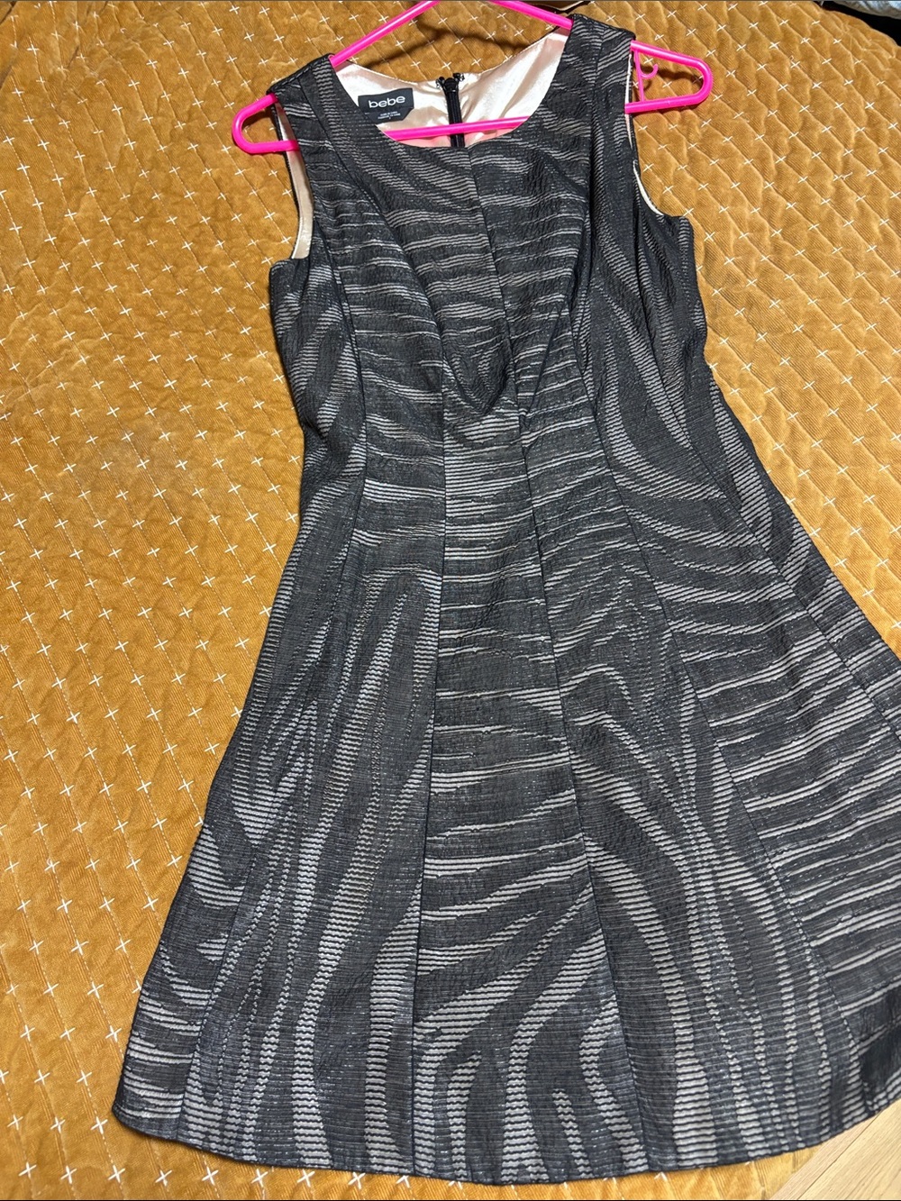 bebe Black and Gray Textured Zebra Sleeveless Fit-and-Flare Dress
